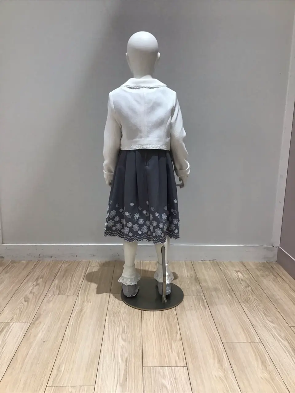 ANY スタッフ コーディネート画像