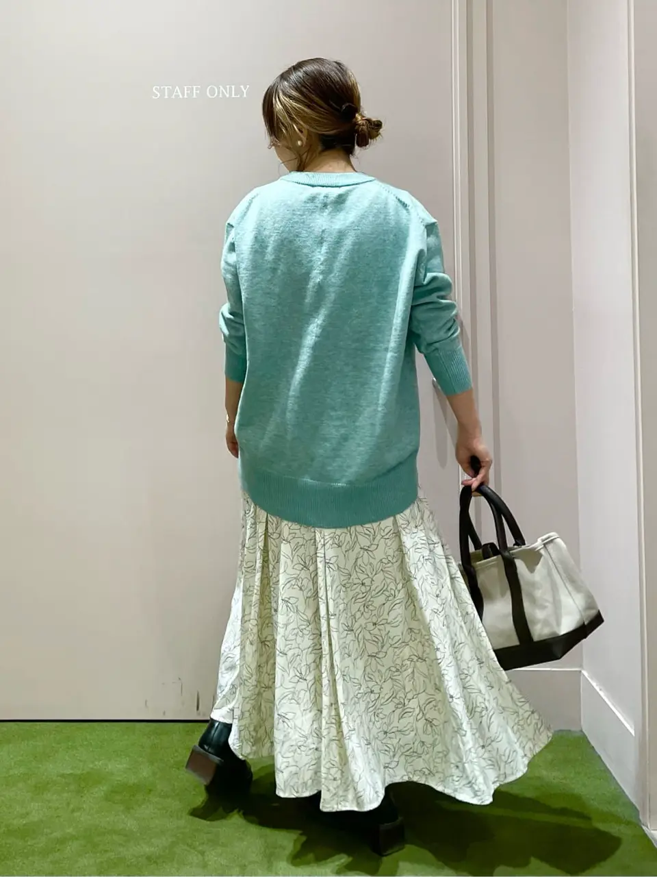 ANY フジコ コーディネート画像