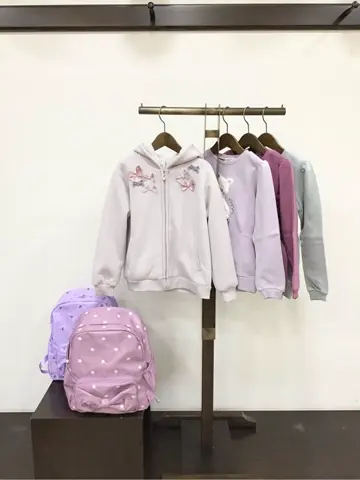 ANY 佐々木 コーディネート画像