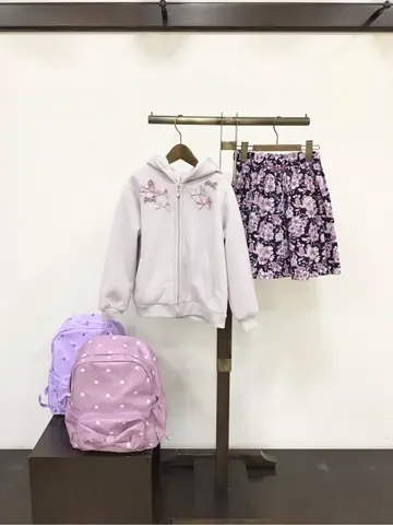 ANY 佐々木 コーディネート画像