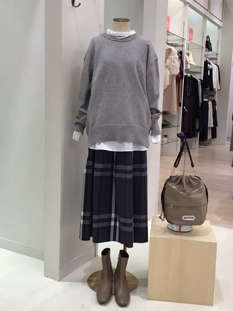 ANY 横溝 コーディネート画像