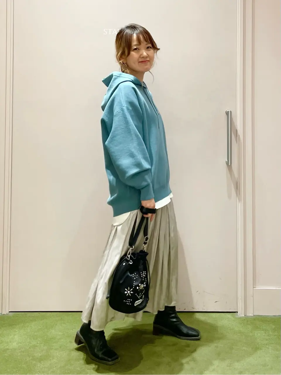 ANY フジコ コーディネート画像