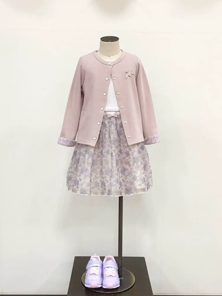 ANY 佐々木 コーディネート画像