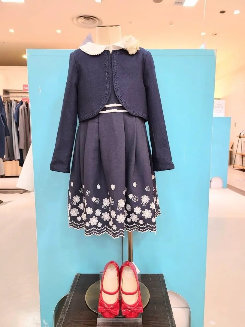 ANY 佐々木 コーディネート画像