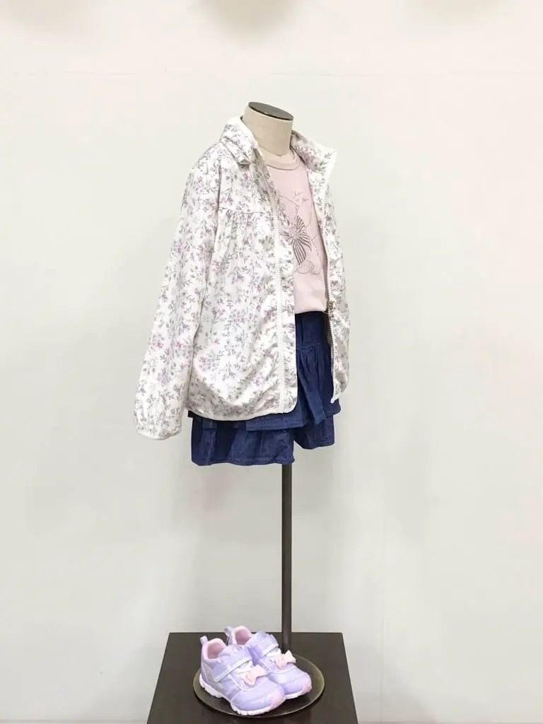 ANY 佐々木 コーディネート画像