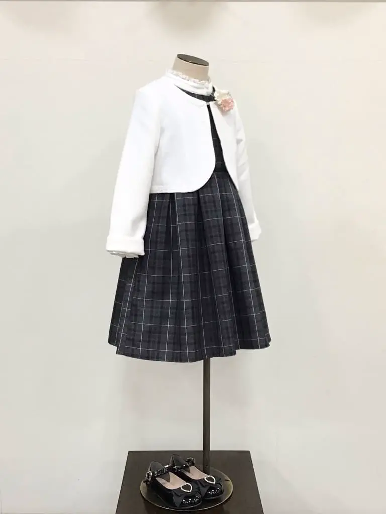 ANY 佐々木 コーディネート画像