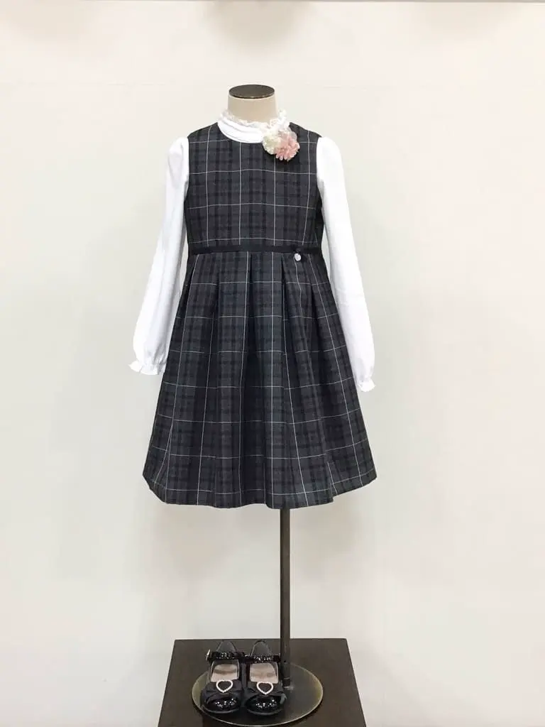 ANY 佐々木 コーディネート画像