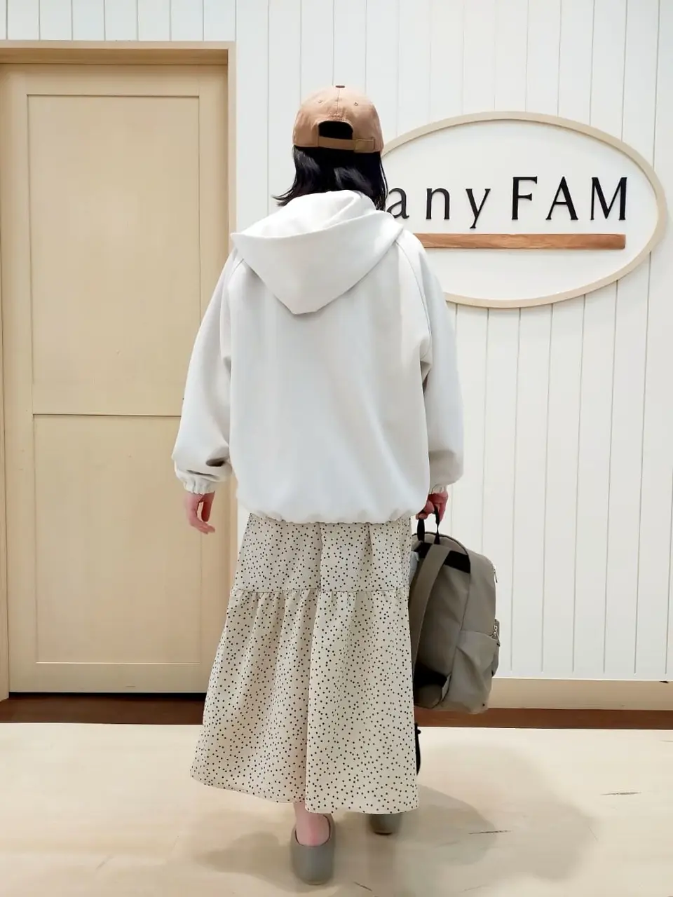 ANY 重永 コーディネート画像