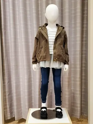 ANY 小渕 コーディネート画像