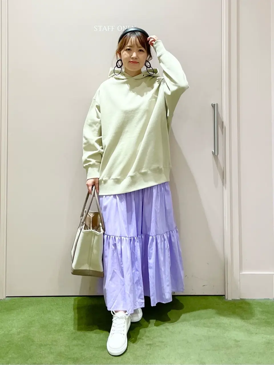 ANY フジコ コーディネート画像