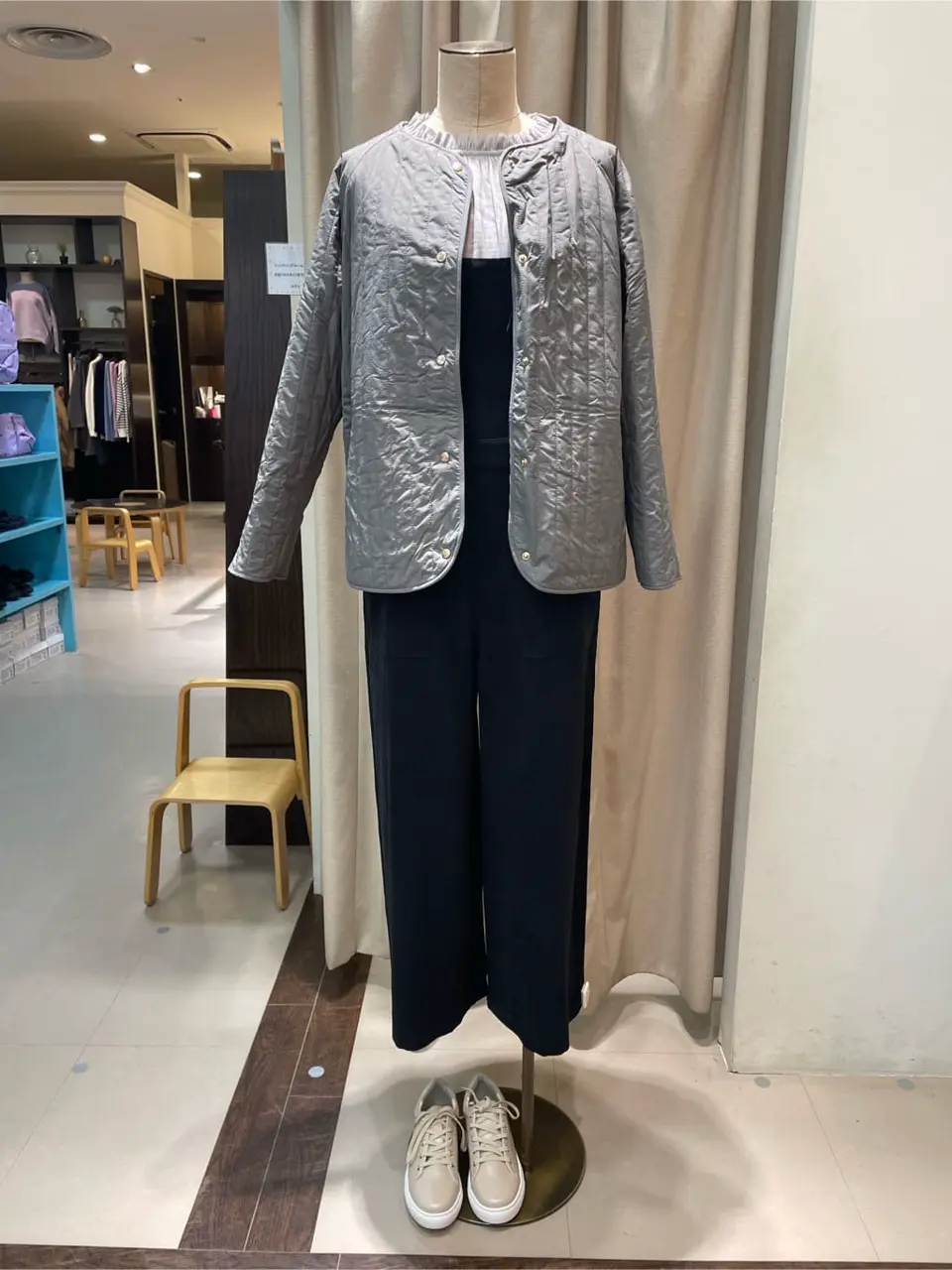  明吉 コーディネート画像