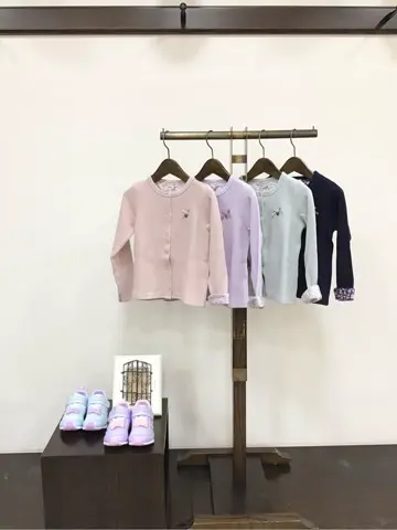 ANY 佐々木 コーディネート画像