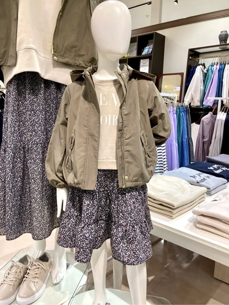 ANY 杉原 コーディネート画像