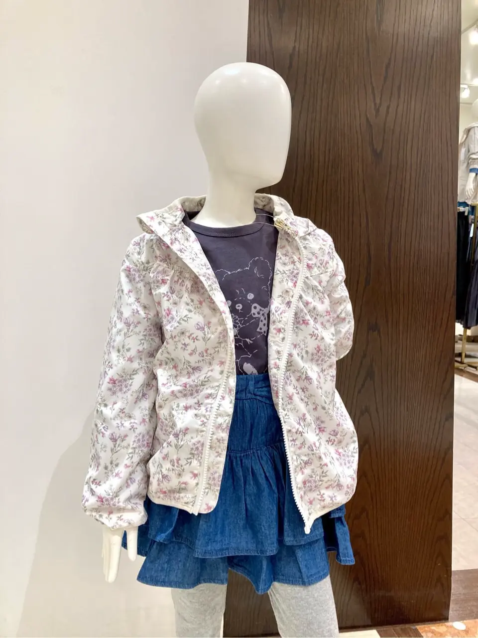 ANY 杉原 コーディネート画像