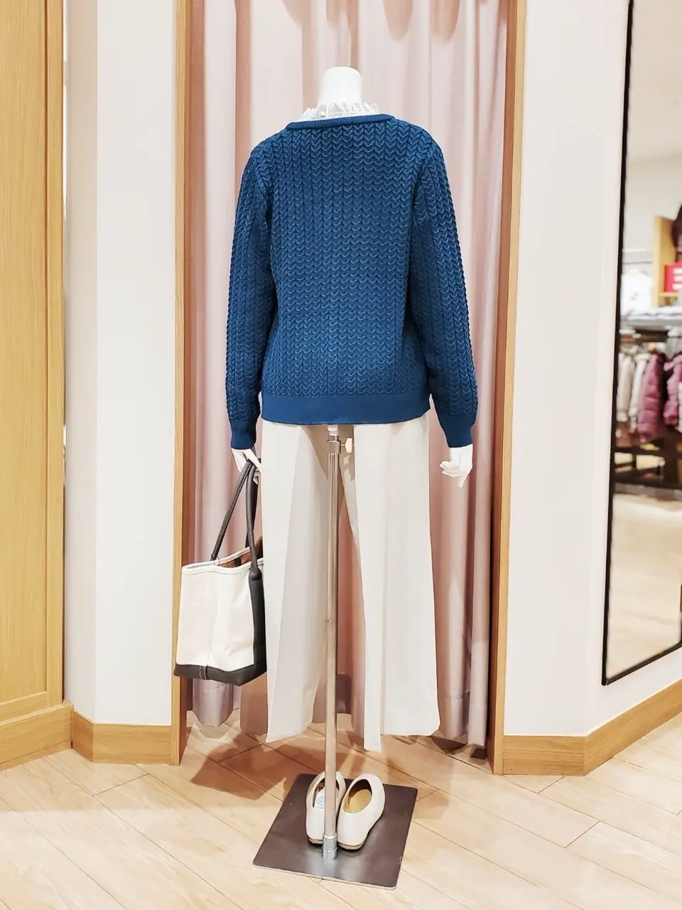 ANY 岩田 コーディネート画像