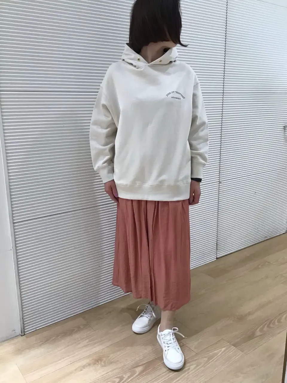  こばやし コーディネート画像