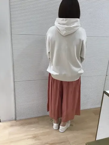 ANY こばやし コーディネート画像