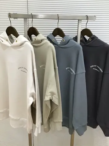 ANY こばやし コーディネート画像