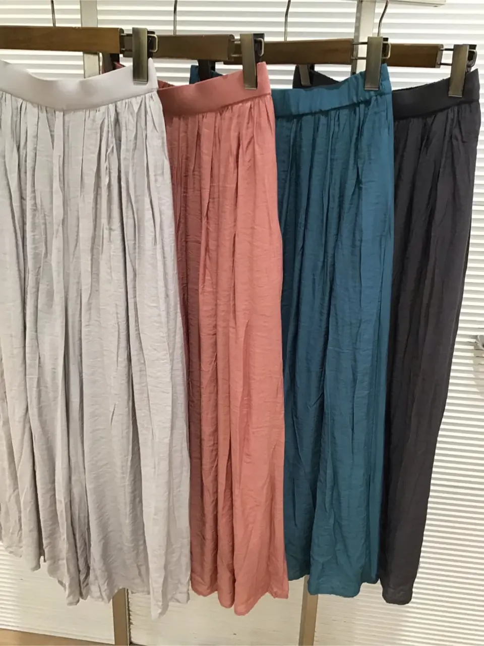 ANY こばやし コーディネート画像