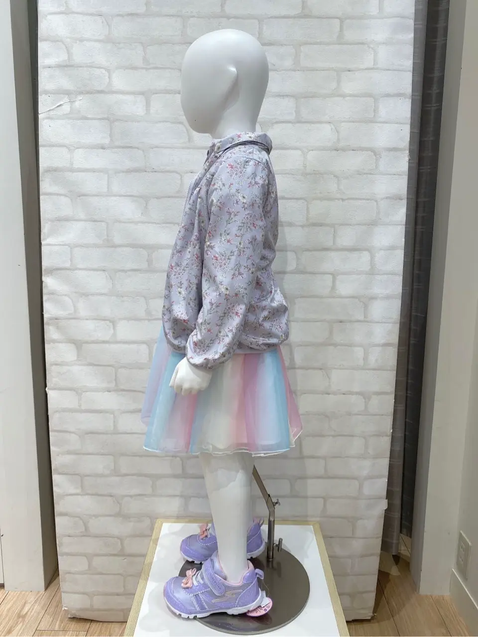 ANY 嶋田 コーディネート画像