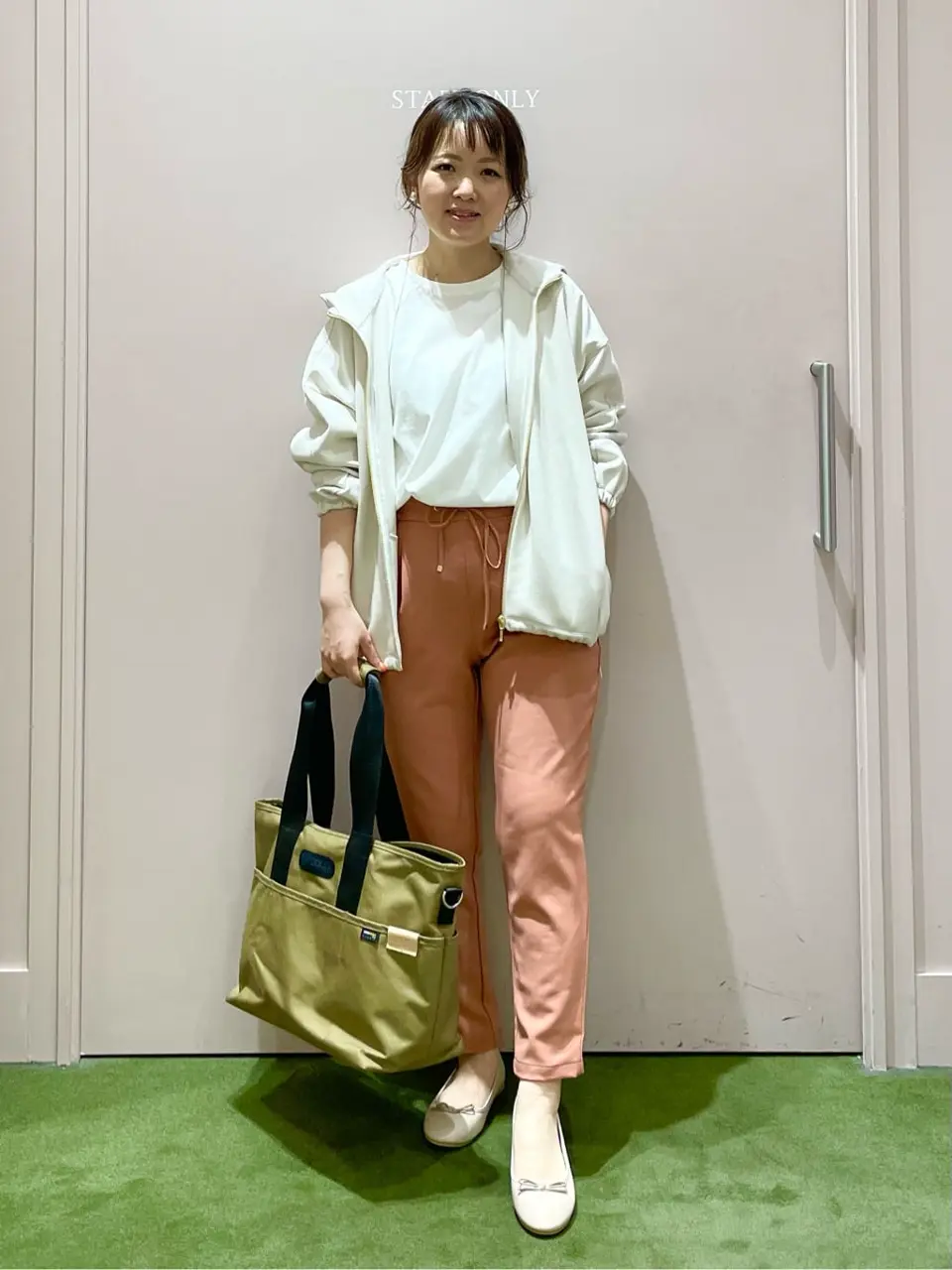 ANY フジコ コーディネート画像