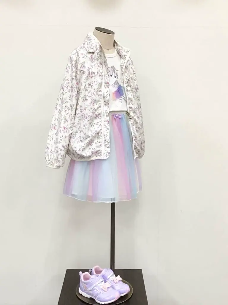 ANY 佐々木 コーディネート画像