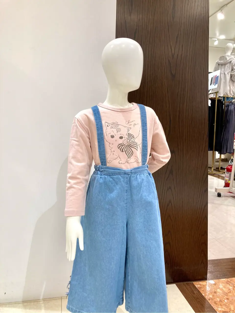 ANY 杉原 コーディネート画像