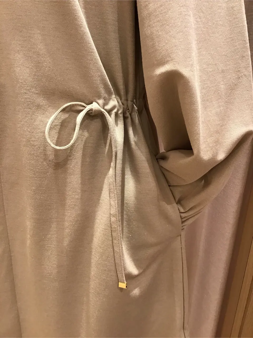 ANY 浅岡 コーディネート画像