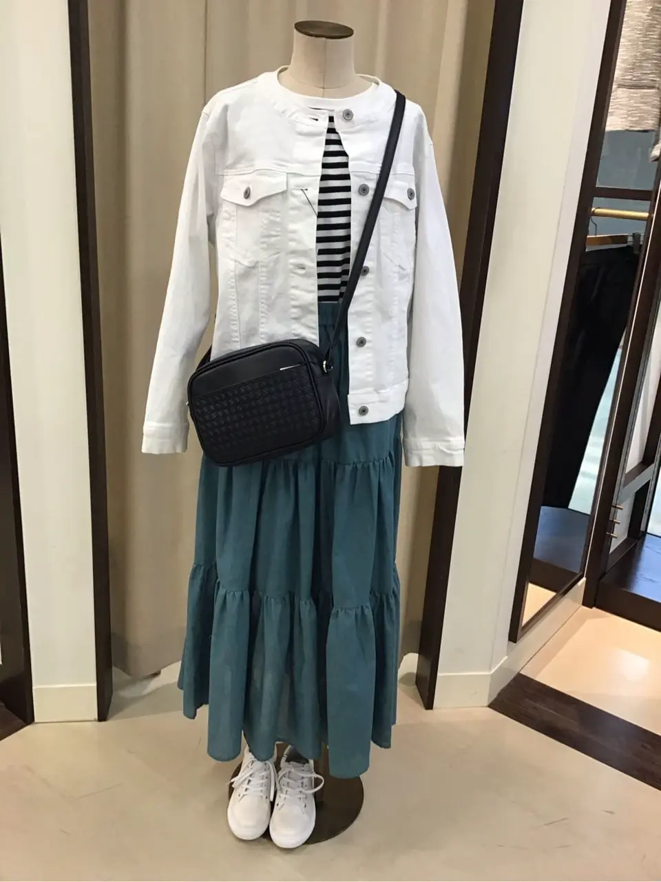 ANY 大友 コーディネート画像