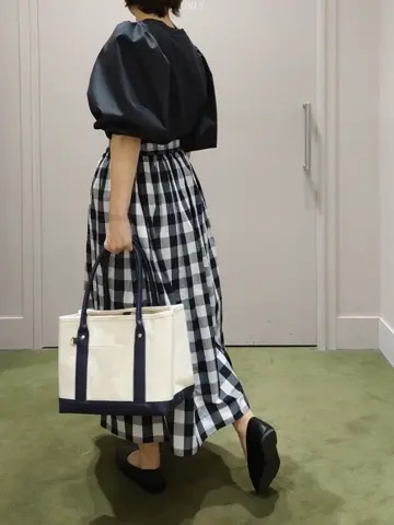 ANY 吉田 コーディネート画像