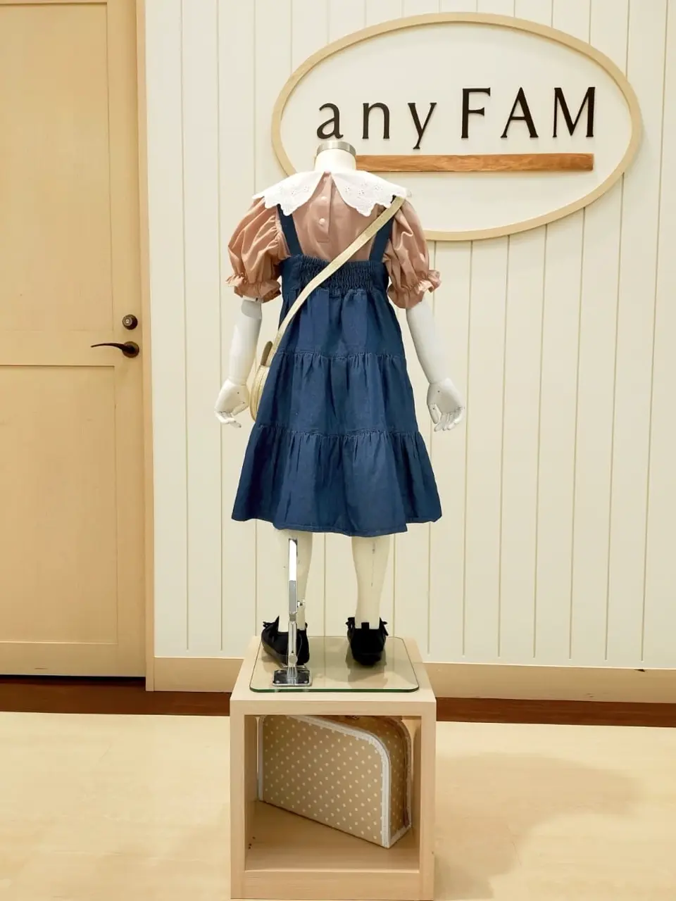 ANY 重永 コーディネート画像