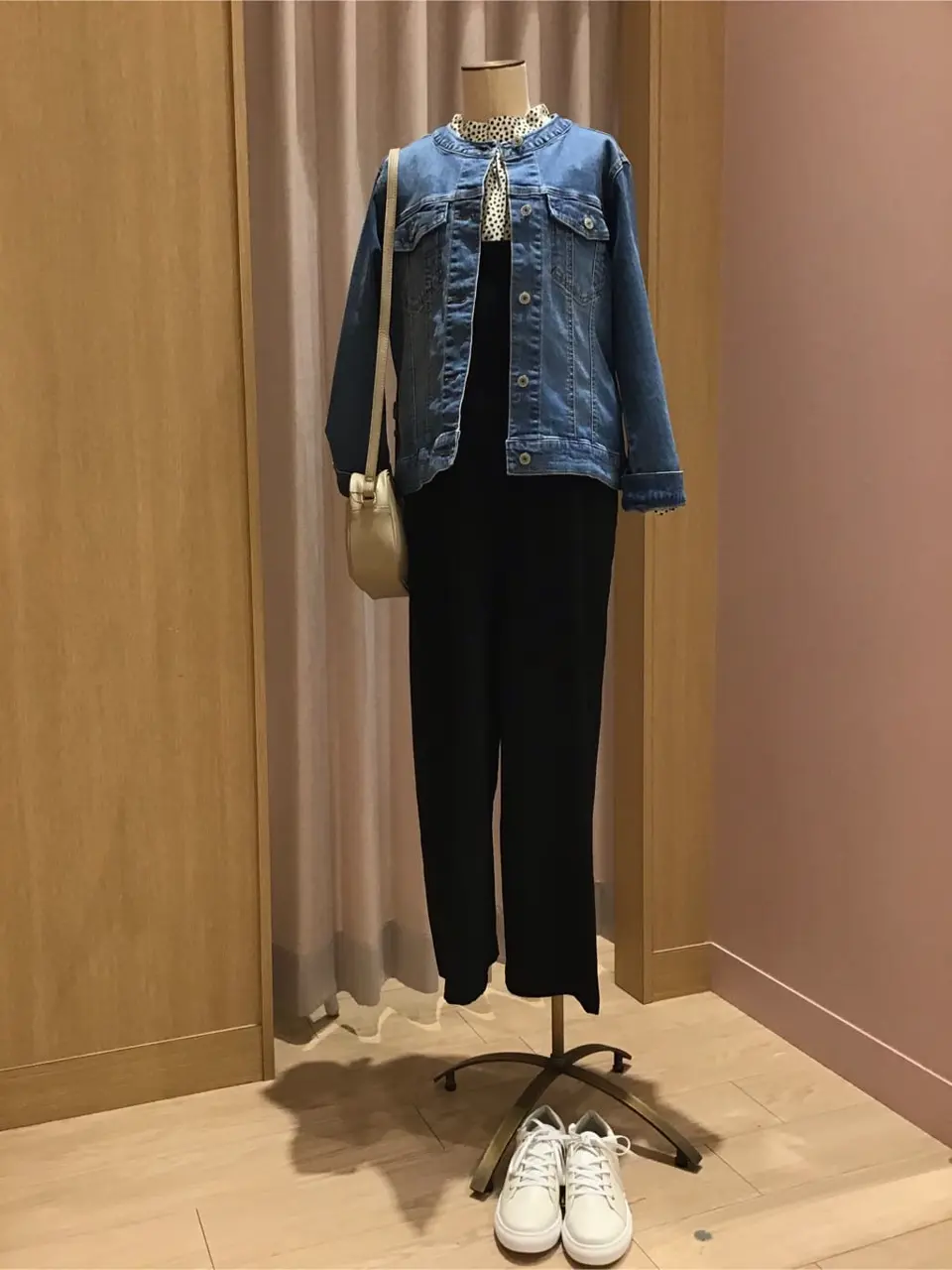  浅岡 コーディネート画像