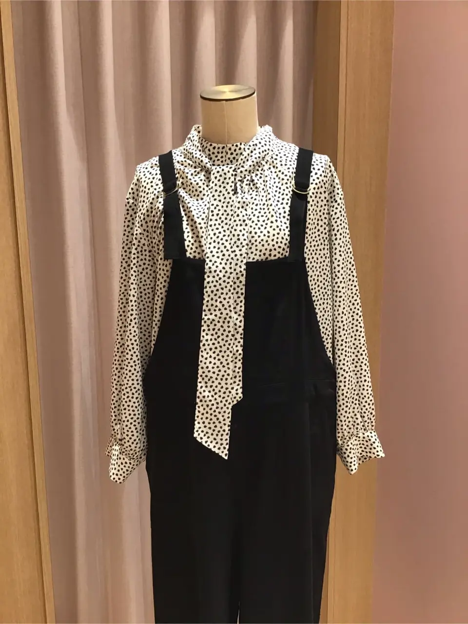 ANY 浅岡 コーディネート画像