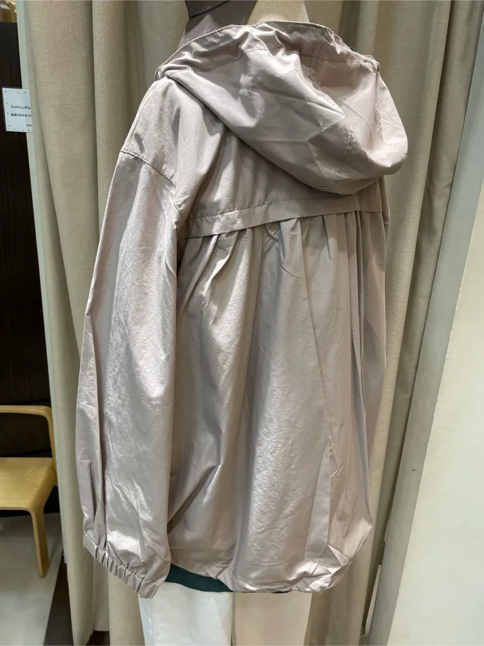 ANY 明吉 コーディネート画像