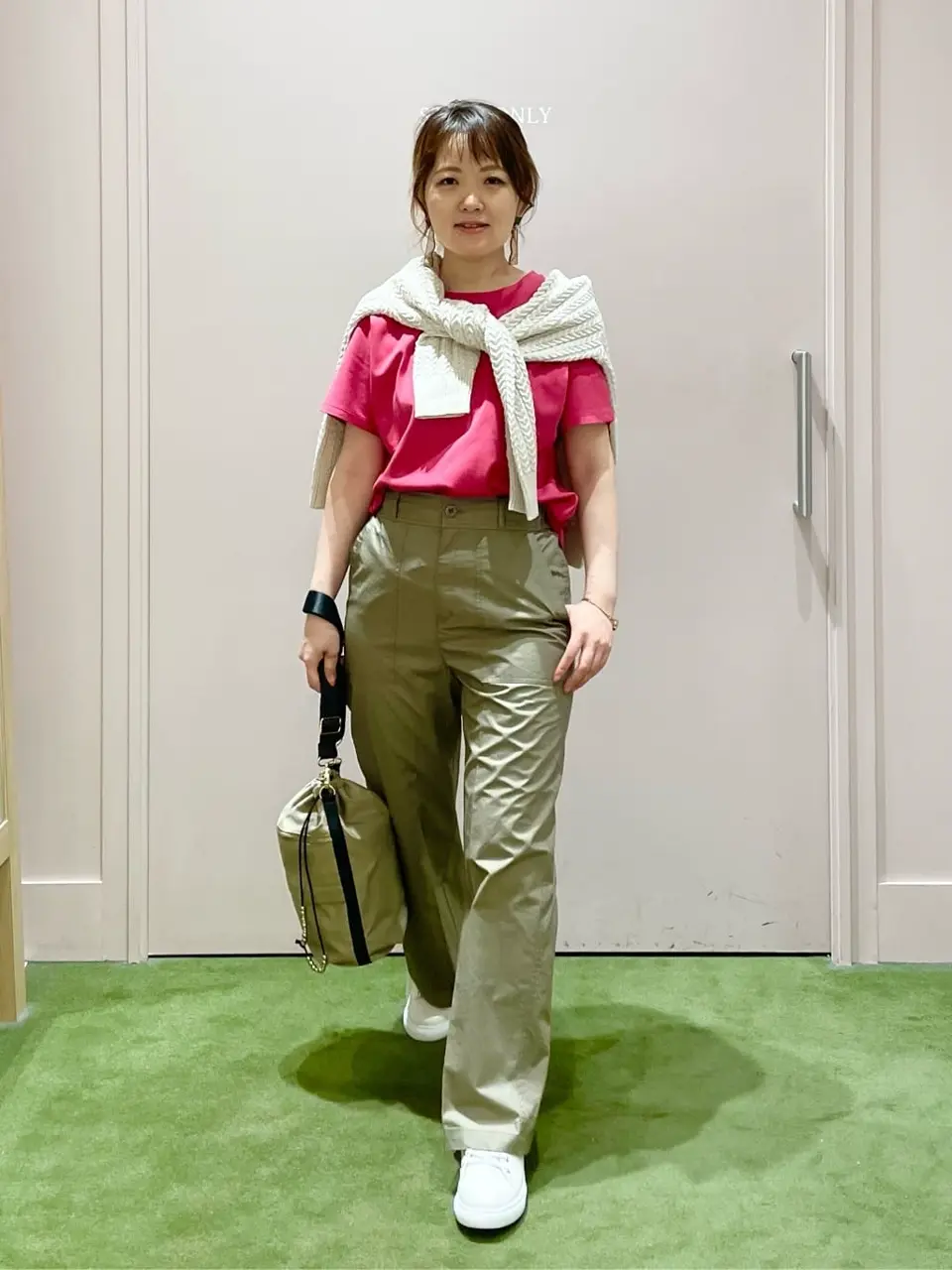 ANY フジコ コーディネート画像