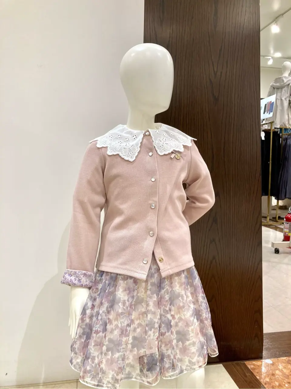 ANY 杉原 コーディネート画像