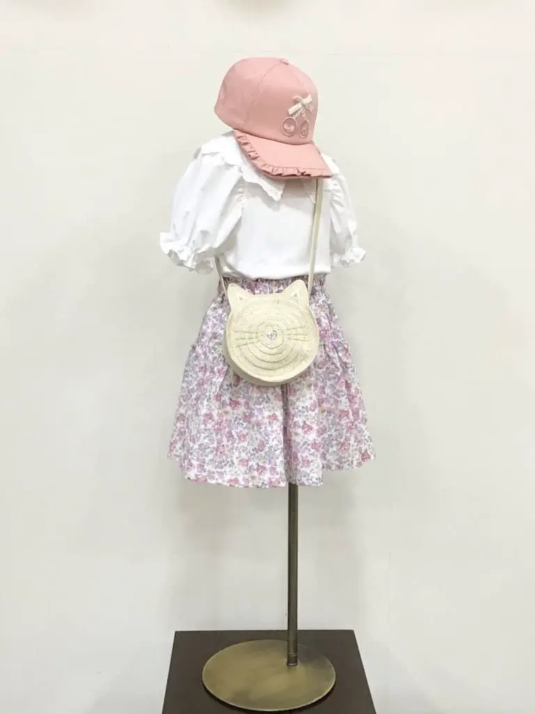 ANY 佐々木 コーディネート画像