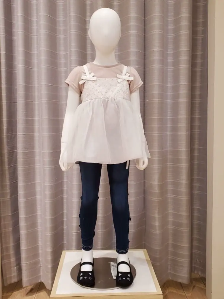  小渕 コーディネート画像