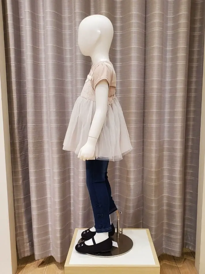 ANY 小渕 コーディネート画像