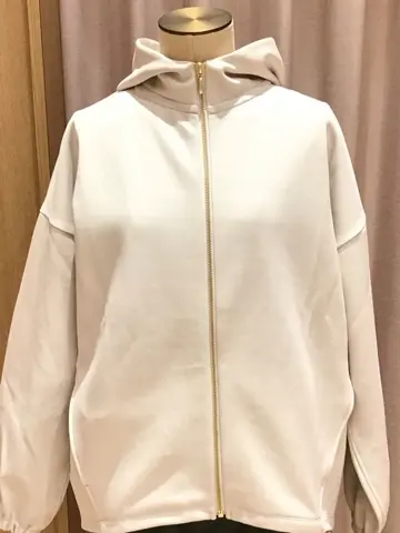 ANY 本吉 コーディネート画像