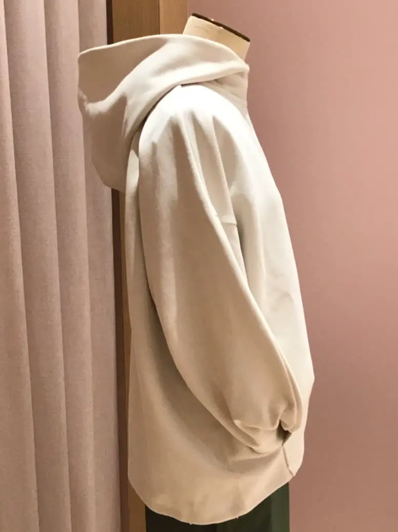 ANY 本吉 コーディネート画像