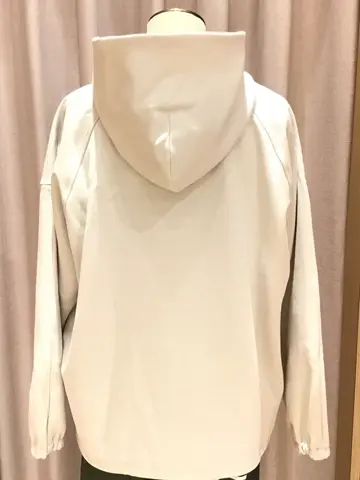 ANY 本吉 コーディネート画像