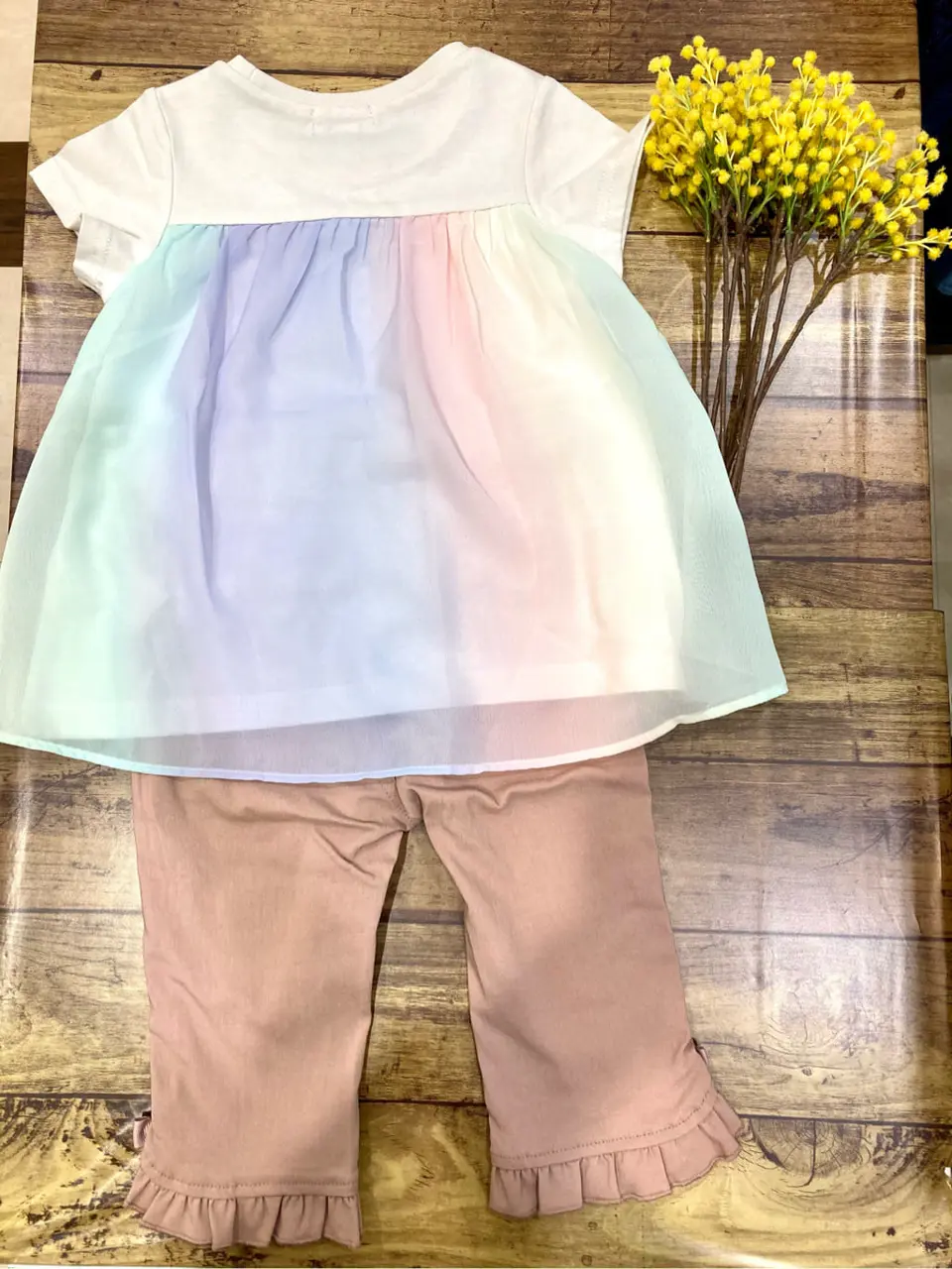 ANY 杉原 コーディネート画像