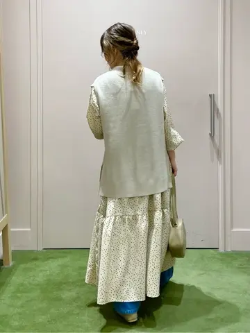 ANY フジコ コーディネート画像