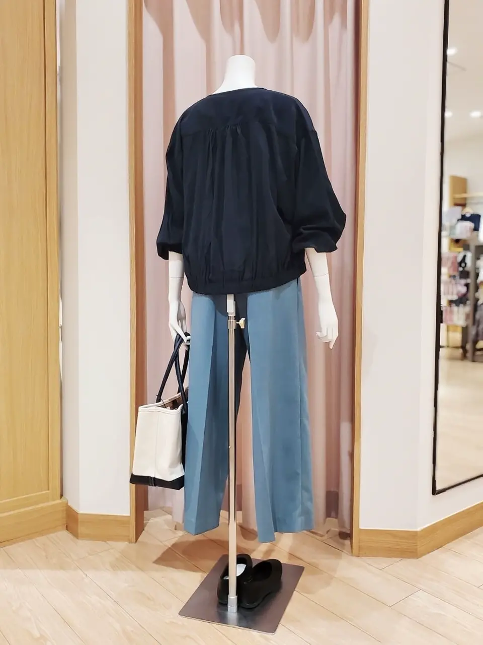 ANY 岩田 コーディネート画像