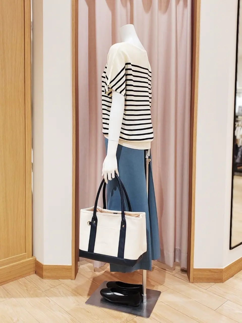 ANY 岩田 コーディネート画像