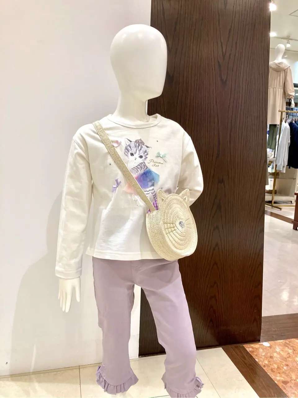 ANY 杉原 コーディネート画像