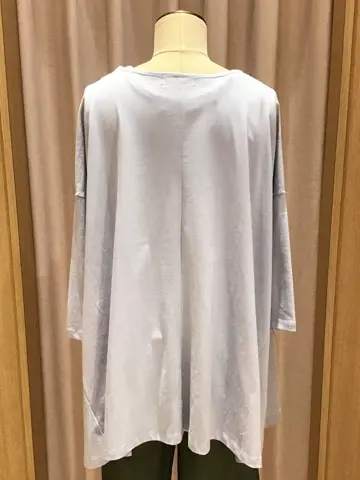 ANY 本吉 コーディネート画像