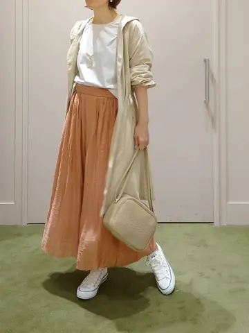 ANY 吉田 コーディネート画像