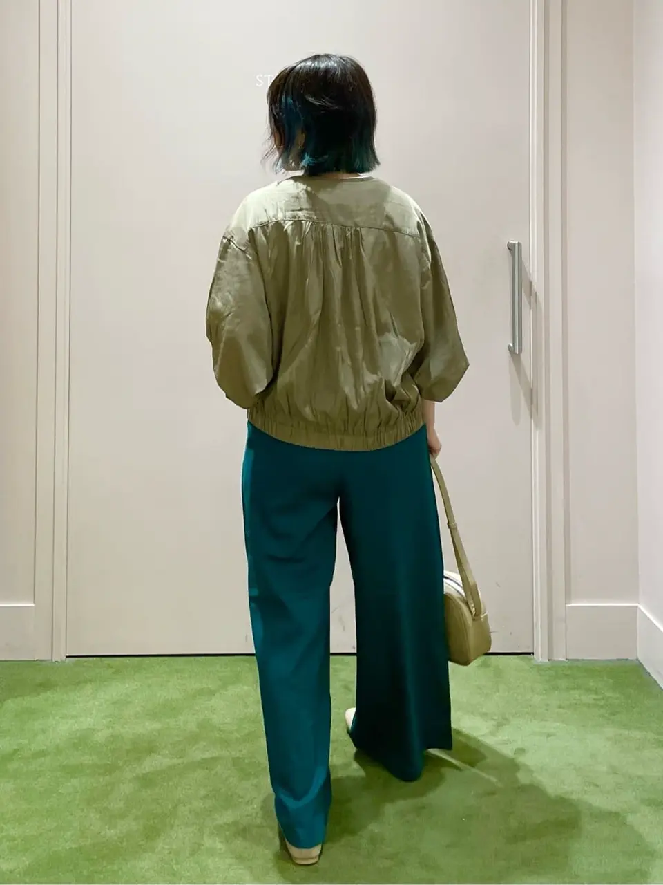 ANY フジコ コーディネート画像